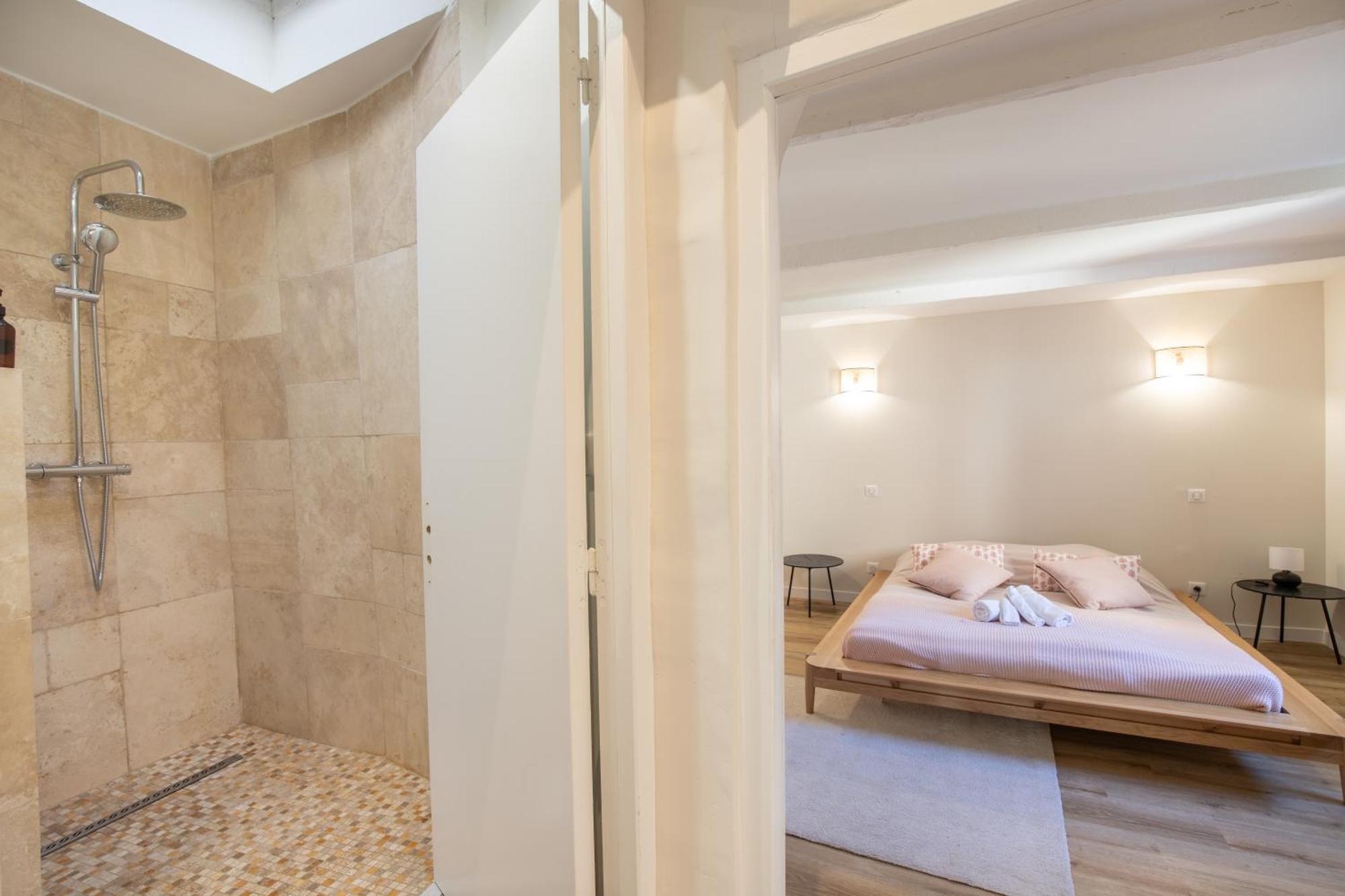 L'Antiquaire - 3 Chambres - Hypercentre - Wifi LʼIsle-sur-la-Sorgue Dış mekan fotoğraf